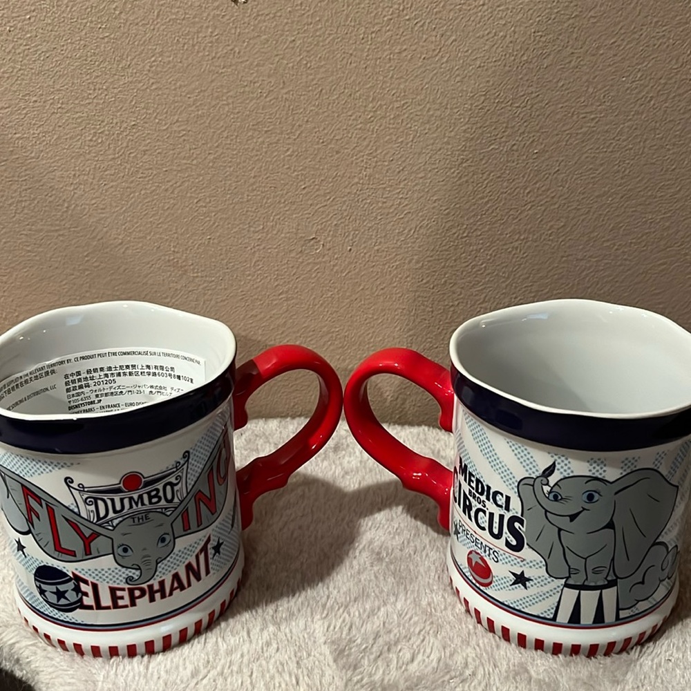 Set of two Disney parks dumb mugs brand new